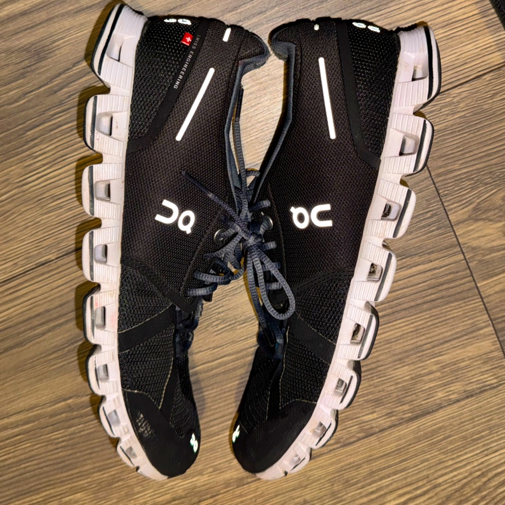 On Running Men's Black Athletic Shoes